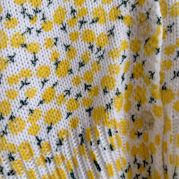 VICI Women's NWT NEW! Fresh as a Daisy Button Front Knit Cardigan Yellow… - Picture 11 of 14